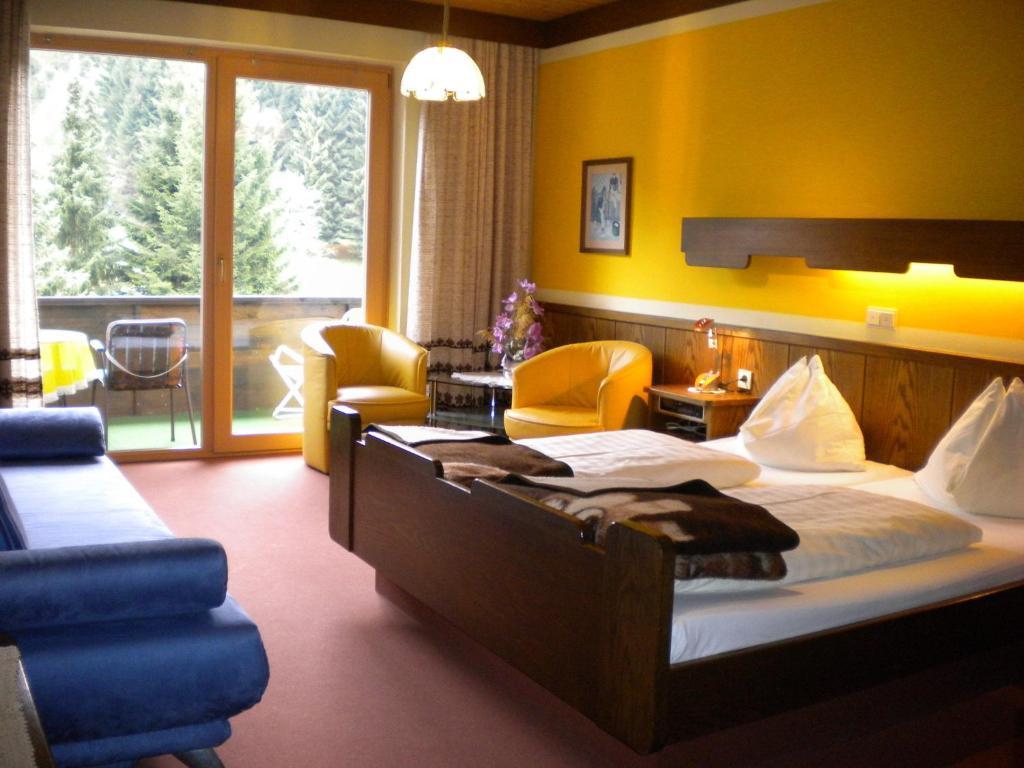 Gaestehaus Sagmeister Bed & Breakfast บาด ไคลน์เคิร์ชไฮม์ ภายนอก รูปภาพ